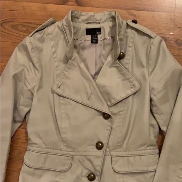 Jacket - Picture 3 of 4